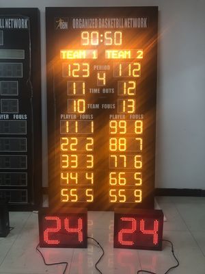 Placar impermeável do basquetebol do diodo emissor de luz IP65 com logotipo do clube